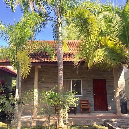 Coconut Bungalow Nai Yang Beach Exteriör bild